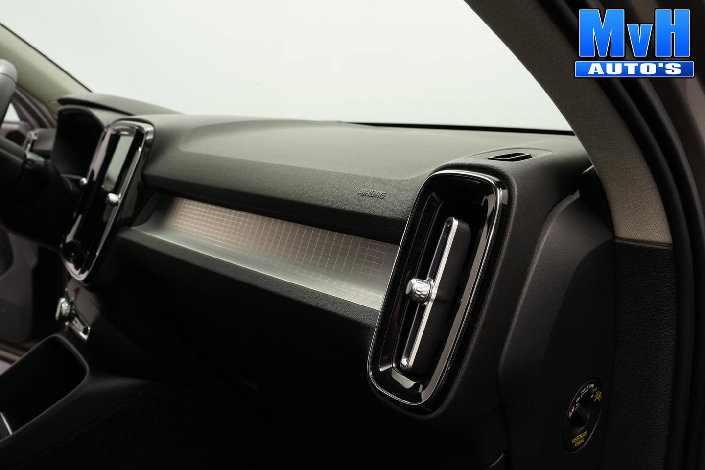 Volvo XC40 1.5 T4 PHEV Inscription Expression|TREKH|LED|NAV