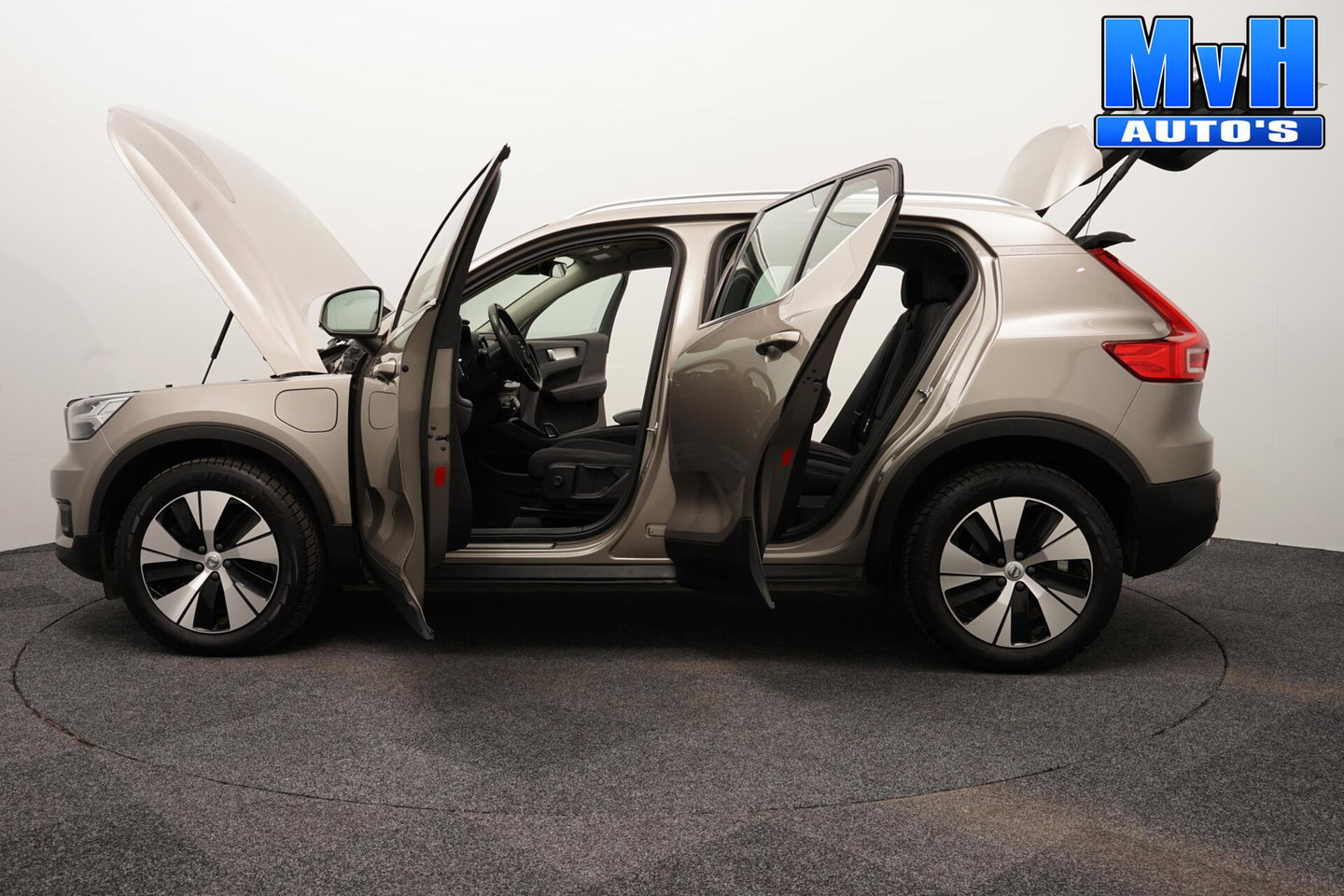 Volvo XC40 1.5 T4 PHEV Inscription Expression|TREKH|LED|NAV