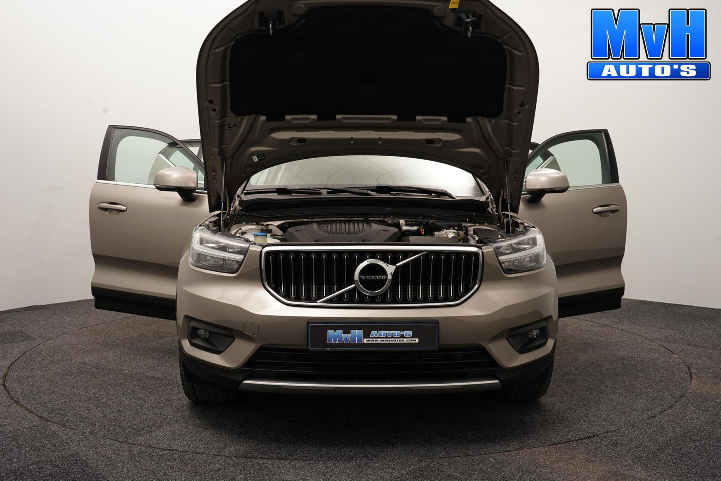 Volvo XC40 1.5 T4 PHEV Inscription Expression|TREKH|LED|NAV