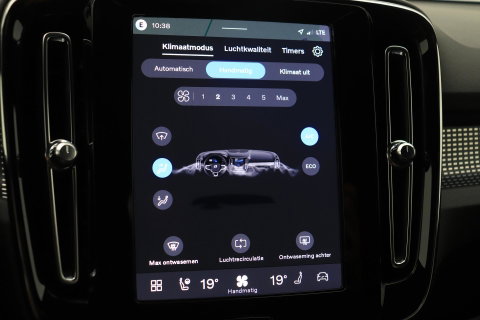 Volvo EX40 Single Motor Extended Range Plus | 82 kWh | Harman/Kardon Pilot Assist | Warmtepomp | BLIS | Keyless | Stoel+Stuurverwarming