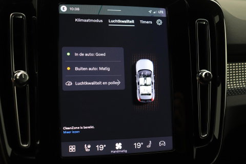 Volvo EX40 Single Motor Extended Range Plus | 82 kWh | Harman/Kardon Pilot Assist | Warmtepomp | BLIS | Keyless | Stoel+Stuurverwarming