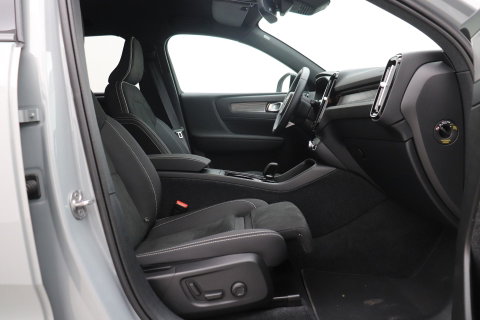 Volvo EX40 Single Motor Extended Range Plus | 82 kWh | Harman/Kardon Pilot Assist | Warmtepomp | BLIS | Keyless | Stoel+Stuurverwarming