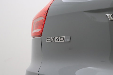 Volvo EX40 Single Motor Extended Range Plus | 82 kWh | Harman/Kardon Pilot Assist | Warmtepomp | BLIS | Keyless | Stoel+Stuurverwarming
