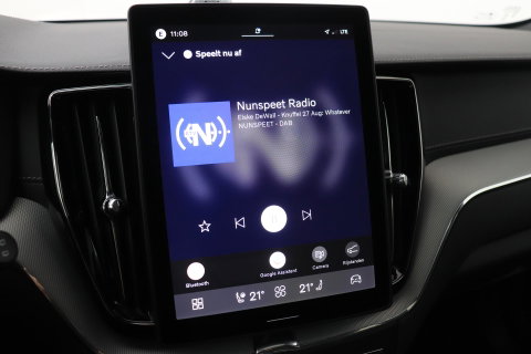 Volvo XC60 2.0 T6 Plug-in hybrid AWD Ultra Black Edition | Luchtvering | Bowers & Wilkins | Panoramadak | Stoelventilatie