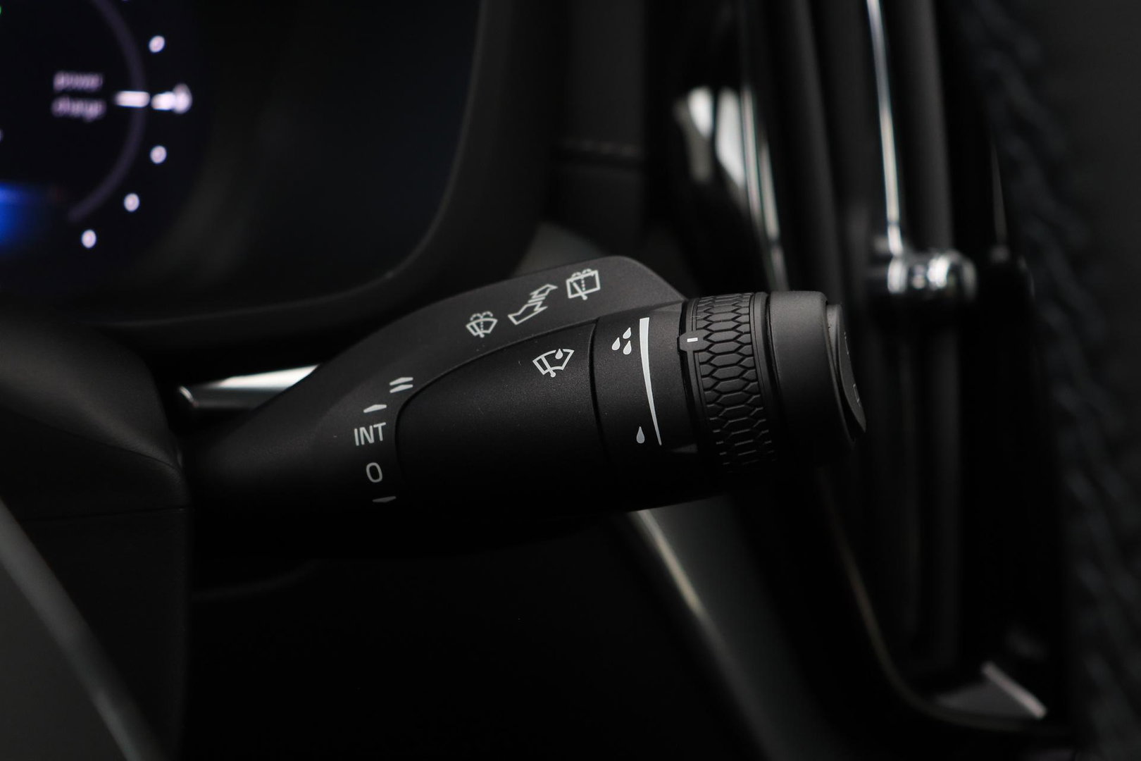 Volvo XC60 2.0 T6 Plug-in hybrid AWD Ultra Black Edition | Luchtvering | Bowers & Wilkins | Panoramadak | Stoelventilatie