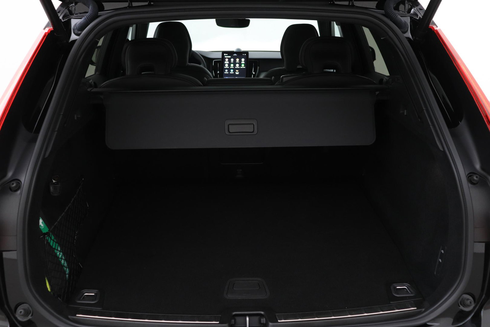 Volvo XC60 2.0 T6 Plug-in hybrid AWD Ultra Black Edition | Luchtvering | Bowers & Wilkins | Panoramadak | Stoelventilatie