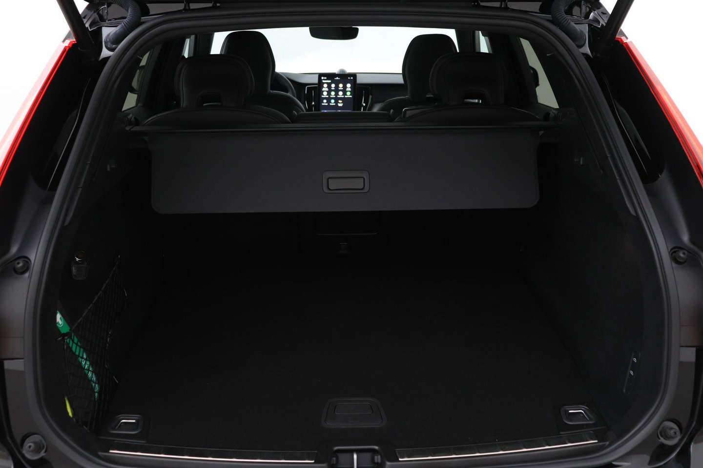 Volvo XC60 2.0 T6 Plug-in hybrid AWD Ultra Black Edition | Luchtvering | Bowers & Wilkins | Panoramadak | Stoelventilatie