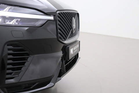 Volvo XC60 2.0 T6 Plug-in hybrid AWD Ultra Black Edition | Luchtvering | Bowers & Wilkins | Panoramadak | Stoelventilatie