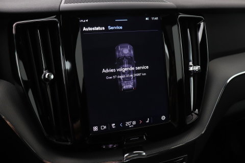 Volvo XC60 2.0 T6 Plug-in hybrid AWD Plus Black Edition | Panoramadak | Harman/Kardon | BLIS | Sportstoelen