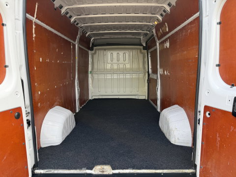 Fiat Ducato 33 2.3 MultiJet L3H2 / vaste prijs rijklaar € 18.950 ex btw / euro 6 / bpm vrij / lease vanaf € 319 / cruise en climate control / camera / navigatie !
