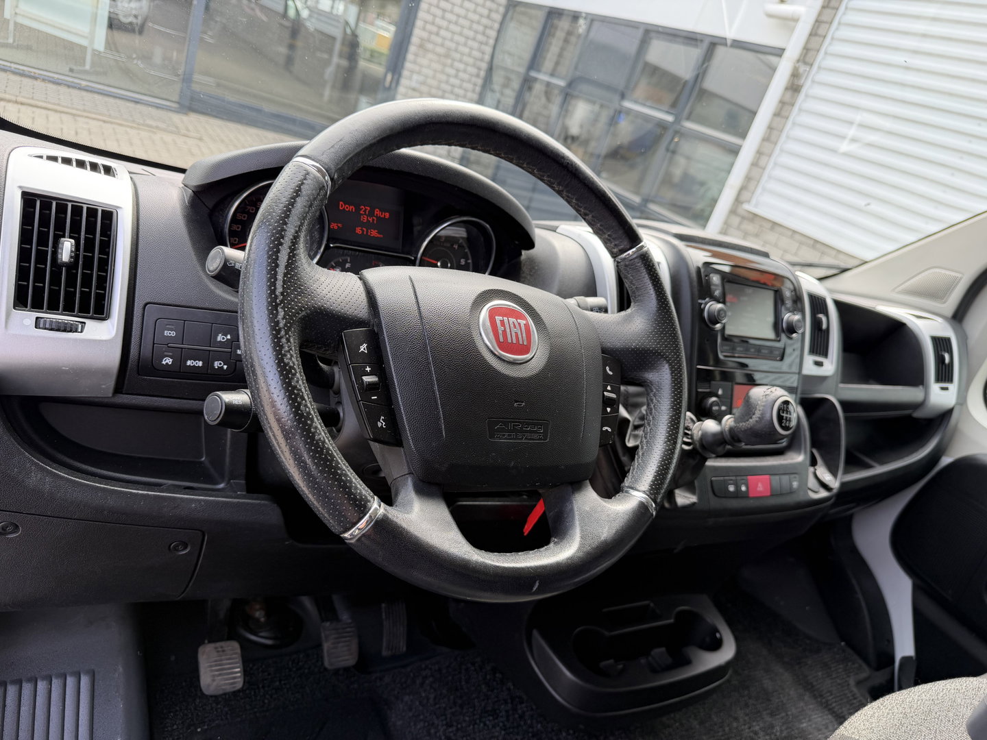 Fiat Ducato 33 2.3 MultiJet L3H2 / vaste prijs rijklaar € 18.950 ex btw / euro 6 / bpm vrij / lease vanaf € 319 / cruise en climate control / camera / navigatie !