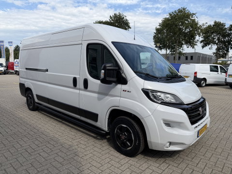 Fiat Ducato 33 2.3 MultiJet L3H2 / vaste prijs rijklaar € 18.950 ex btw / euro 6 / bpm vrij / lease vanaf € 319 / cruise en climate control / camera / navigatie !