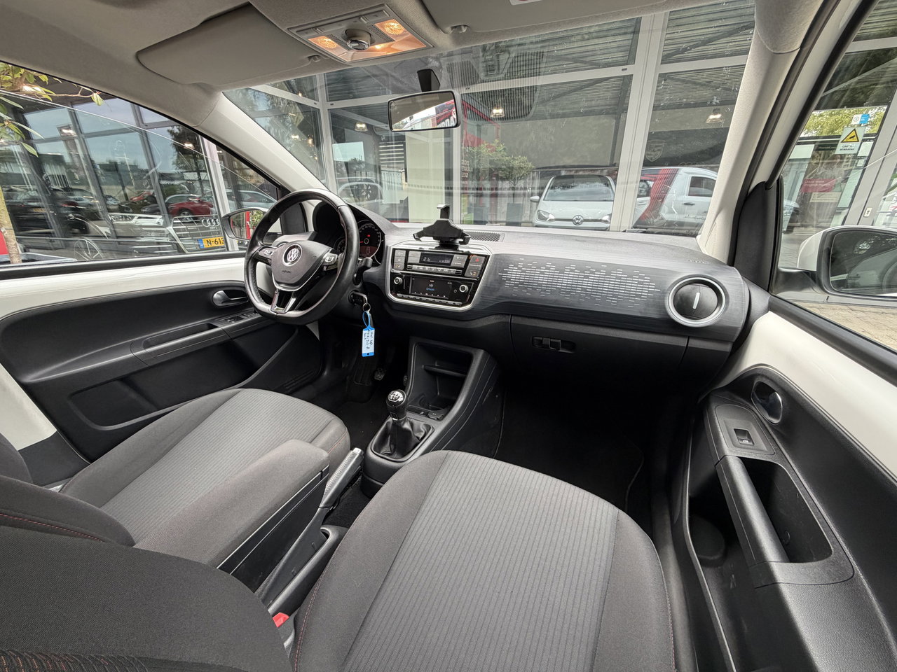 Volkswagen up!