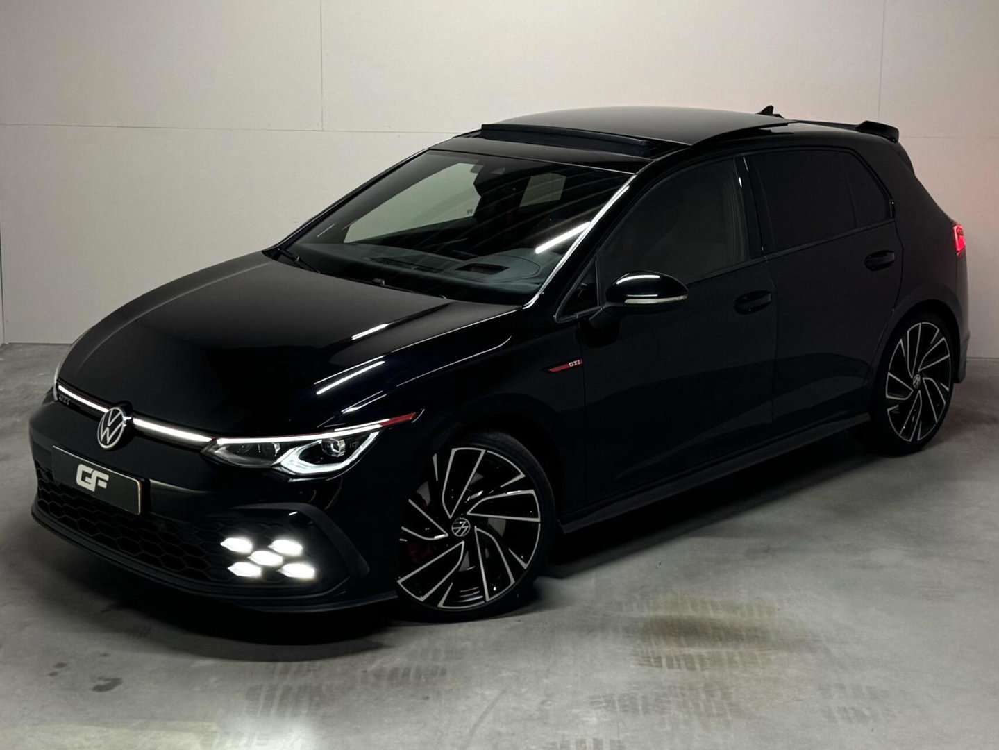 Volkswagen Golf 2.0 TSI GTI Pano HUD H/K Sfeer Camera Carplay