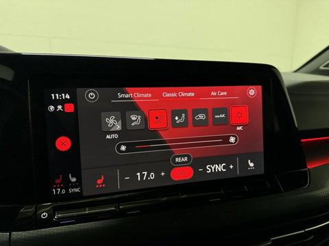Volkswagen Golf 2.0 TSI GTI Pano HUD H/K Sfeer Camera Carplay