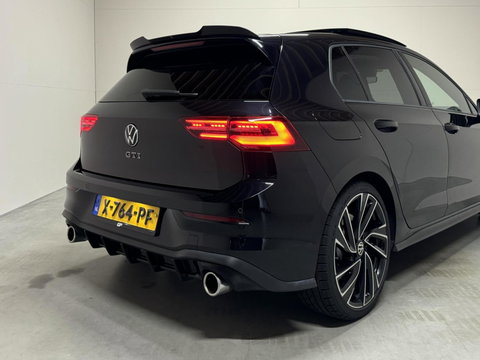 Volkswagen Golf 2.0 TSI GTI Pano HUD H/K Sfeer Camera Carplay