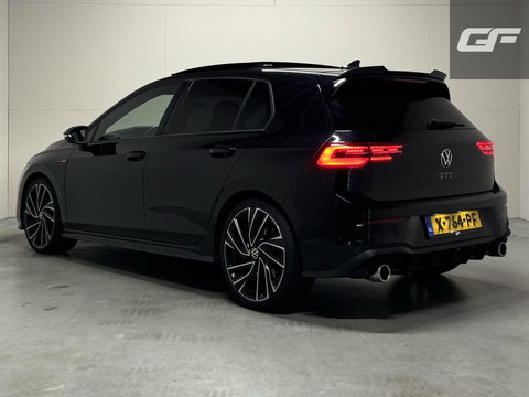 Volkswagen Golf 2.0 TSI GTI Pano HUD H/K Sfeer Camera Carplay