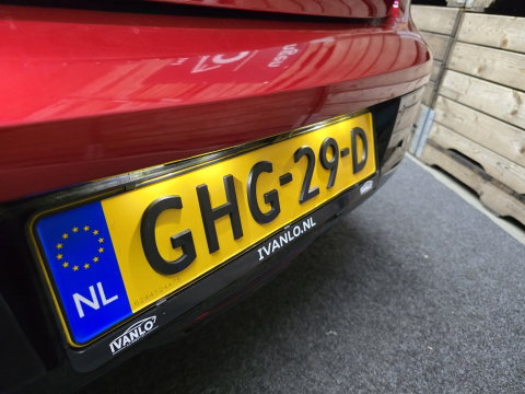 Peugeot e-208 EV Allure 50 kWh GT Pano Memory Camera Clima Cruise 17"LM