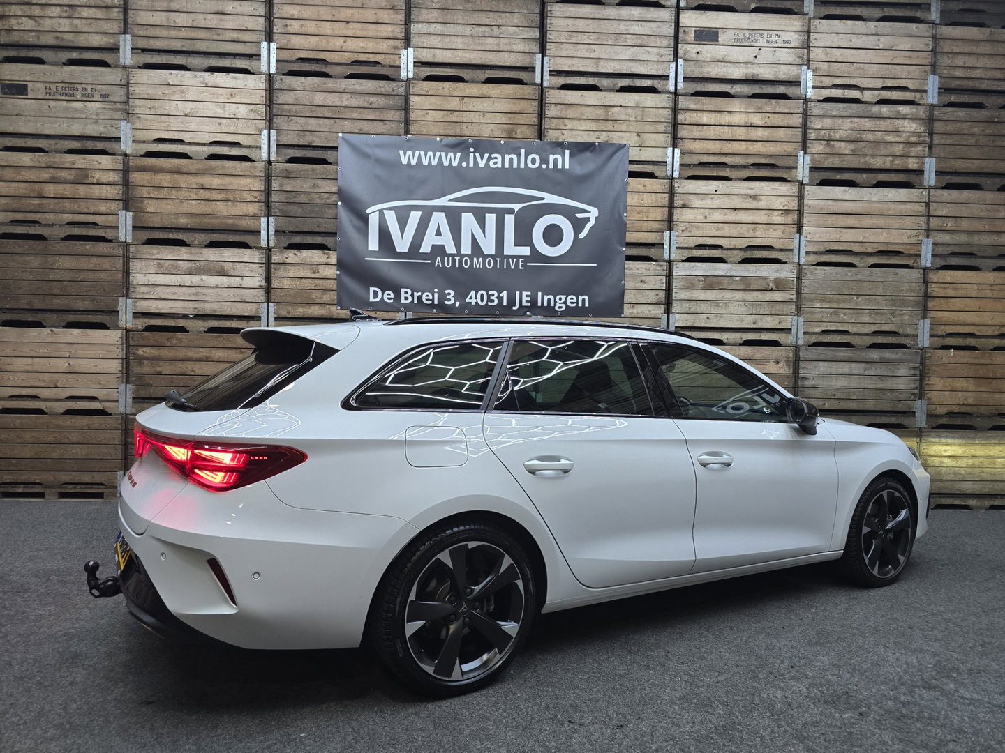 CUPRA Leon Sportstourer 1.5 TSI e-Hybrid Business LED Navi Camera Clima Cruise Trekhaak 18"LM