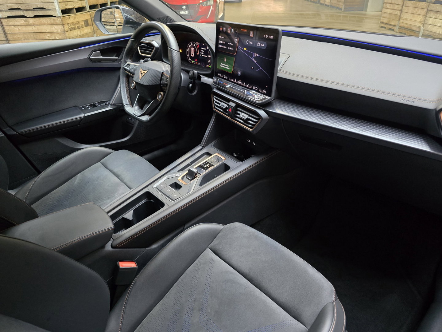 CUPRA Leon Sportstourer 1.5 TSI e-Hybrid Business LED Navi Camera Clima Cruise Trekhaak 18"LM