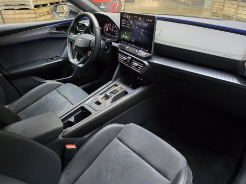 CUPRA Leon Sportstourer 1.5 TSI e-Hybrid Business LED Navi Camera Clima Cruise Trekhaak 18"LM