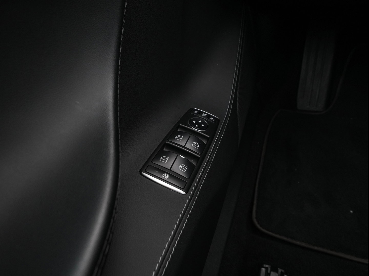 Tesla Model S 85 Base [3-Fase-11kW] {SoH-85%} *PANO | AUTO-PILOT | LEATHER | XENON | NAVI-FULLMAP | KEYLESS | MEMORY-PACK | HEATED-COMFORTSEATS | DIGI-COCKPIT | 19"ALU*