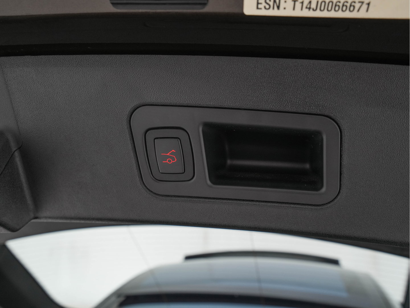 Tesla Model S 85 Base [3-Fase-11kW] {SoH-85%} *PANO | AUTO-PILOT | LEATHER | XENON | NAVI-FULLMAP | KEYLESS | MEMORY-PACK | HEATED-COMFORTSEATS | DIGI-COCKPIT | 19"ALU*