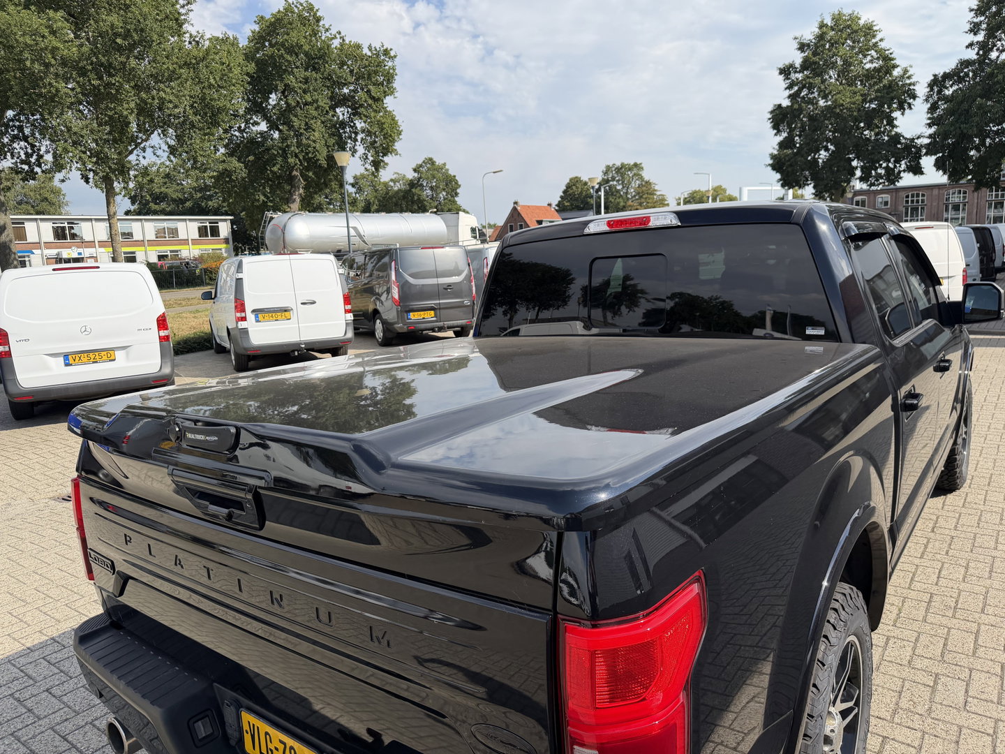 Ford F 150 USA 3.5 V6 Ecoboost SuperCrew / Harley Davidson Platinum / vaste prijs rijklaar € 47.950 marge / geen btw / euro 6 / bedslide / uitlaatklep / trekhaak 3500 kg / lease vanaf € 782