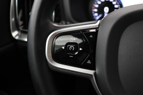 Volvo V60 T6 Plus Dark | Panoramadak | Camera | BLIS | Trekhaak | Leder