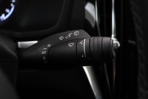 Volvo V60 T6 Plus Dark | Panoramadak | Camera | BLIS | Trekhaak | Leder