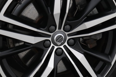Volvo V60 T6 Plus Dark | Panoramadak | Camera | BLIS | Trekhaak | Leder