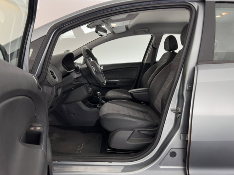 Opel Corsa 1.4-16V Cosmo Aut. *LEATHER-FABRIC | HEATED-COMFORTSEATS | CRUISE | PDC | FIETSENDRAGER | 16''ALU*