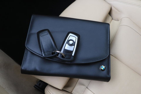 BMW 3 Serie Touring 320i Upgrade Edition | Trekhaak | Leder | Navigatie | PDC | Stoelverwarming