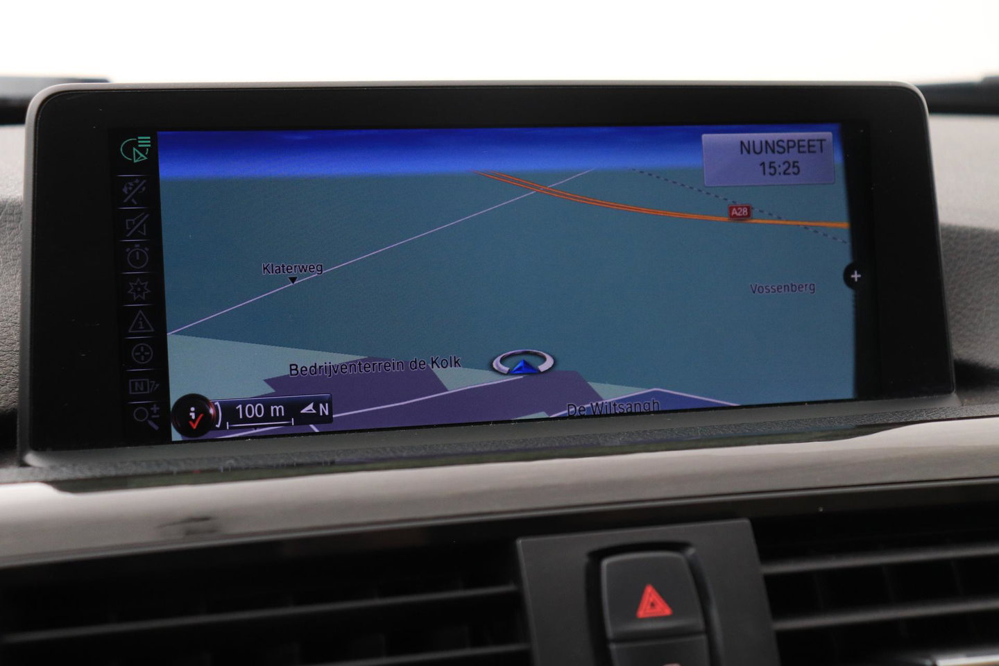 BMW 3 Serie Touring 320i Upgrade Edition | Trekhaak | Leder | Navigatie | PDC | Stoelverwarming