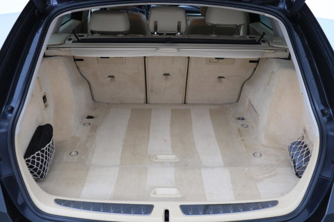 BMW 3 Serie Touring 320i Upgrade Edition | Trekhaak | Leder | Navigatie | PDC | Stoelverwarming