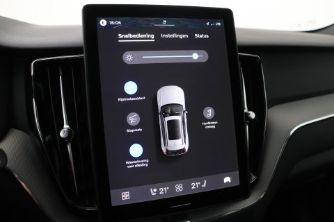 Volvo XC60 2.0 T6 Plug-in hybrid AWD Plus Black Edition | Panoramadak | Harman/Kardon | 360-Camera | Head-Up