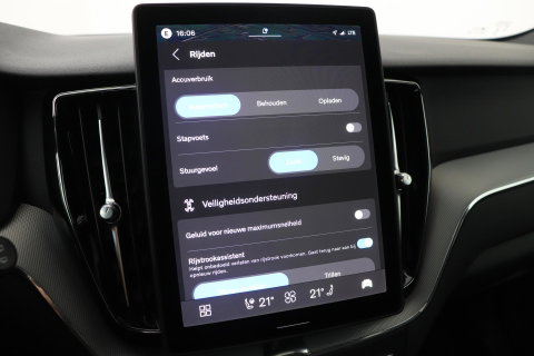 Volvo XC60 2.0 T6 Plug-in hybrid AWD Plus Black Edition | Panoramadak | Harman/Kardon | 360-Camera | Head-Up