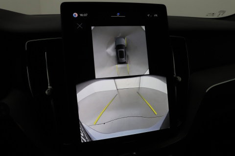Volvo XC60 2.0 T6 Plug-in hybrid AWD Plus Black Edition | Panoramadak | Harman/Kardon | 360-Camera | Head-Up