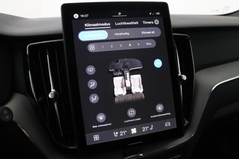 Volvo XC60 2.0 T6 Plug-in hybrid AWD Plus Black Edition | Panoramadak | Harman/Kardon | 360-Camera | Head-Up