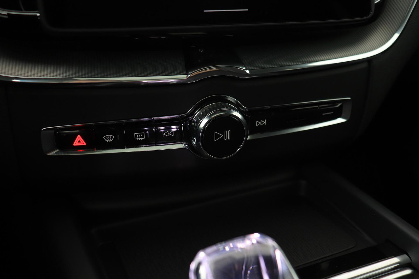 Volvo XC60 2.0 T6 Plug-in hybrid AWD Plus Black Edition | Panoramadak | Harman/Kardon | 360-Camera | Head-Up