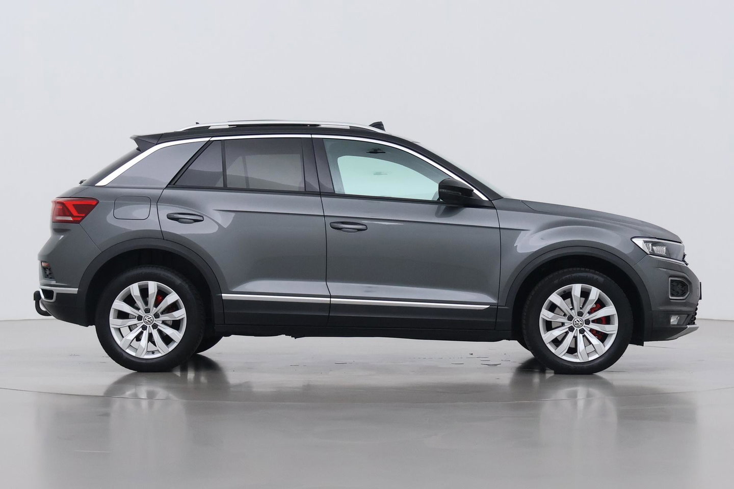 Volkswagen T-Roc 1.5 TSI Sport | Trekhaak | Panoramadak | 17 inch