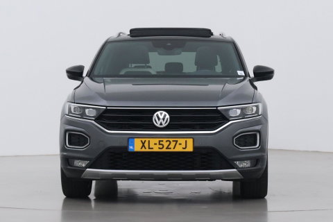 Volkswagen T-Roc 1.5 TSI Sport | Trekhaak | Panoramadak | 17 inch