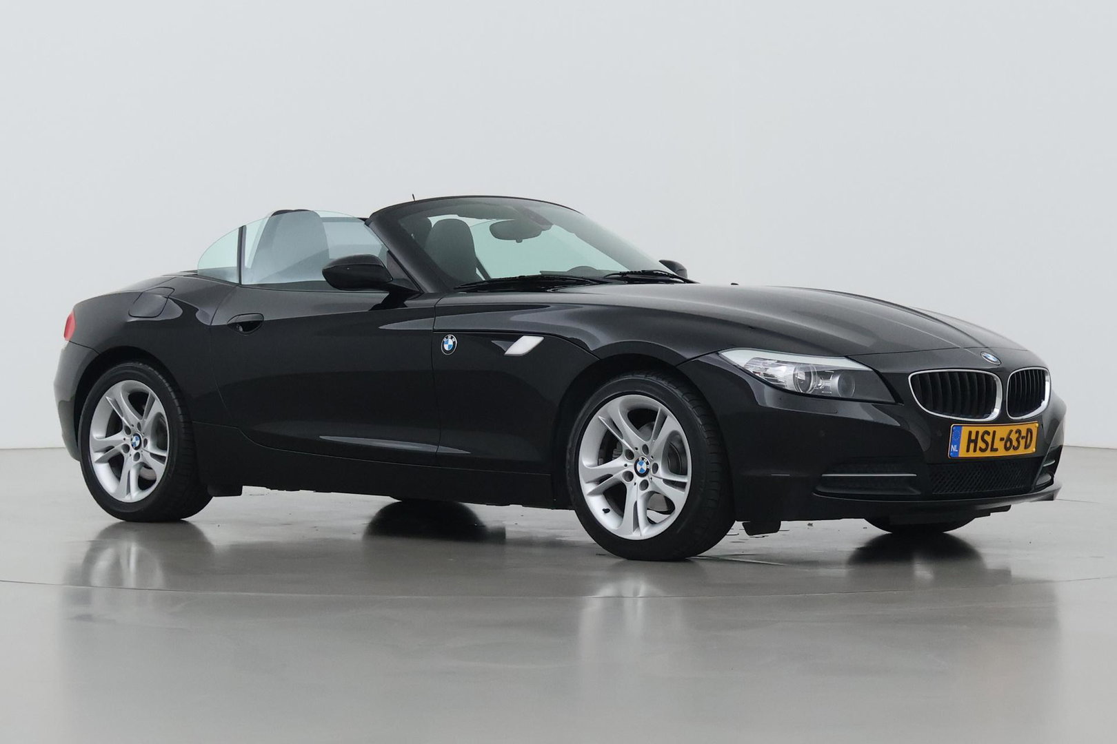 BMW Z4 Roadster sDrive23i Executive | Youngtimer | 6-Cilinder | Leder | Navigatie | 17 inch | Historie aanwezig