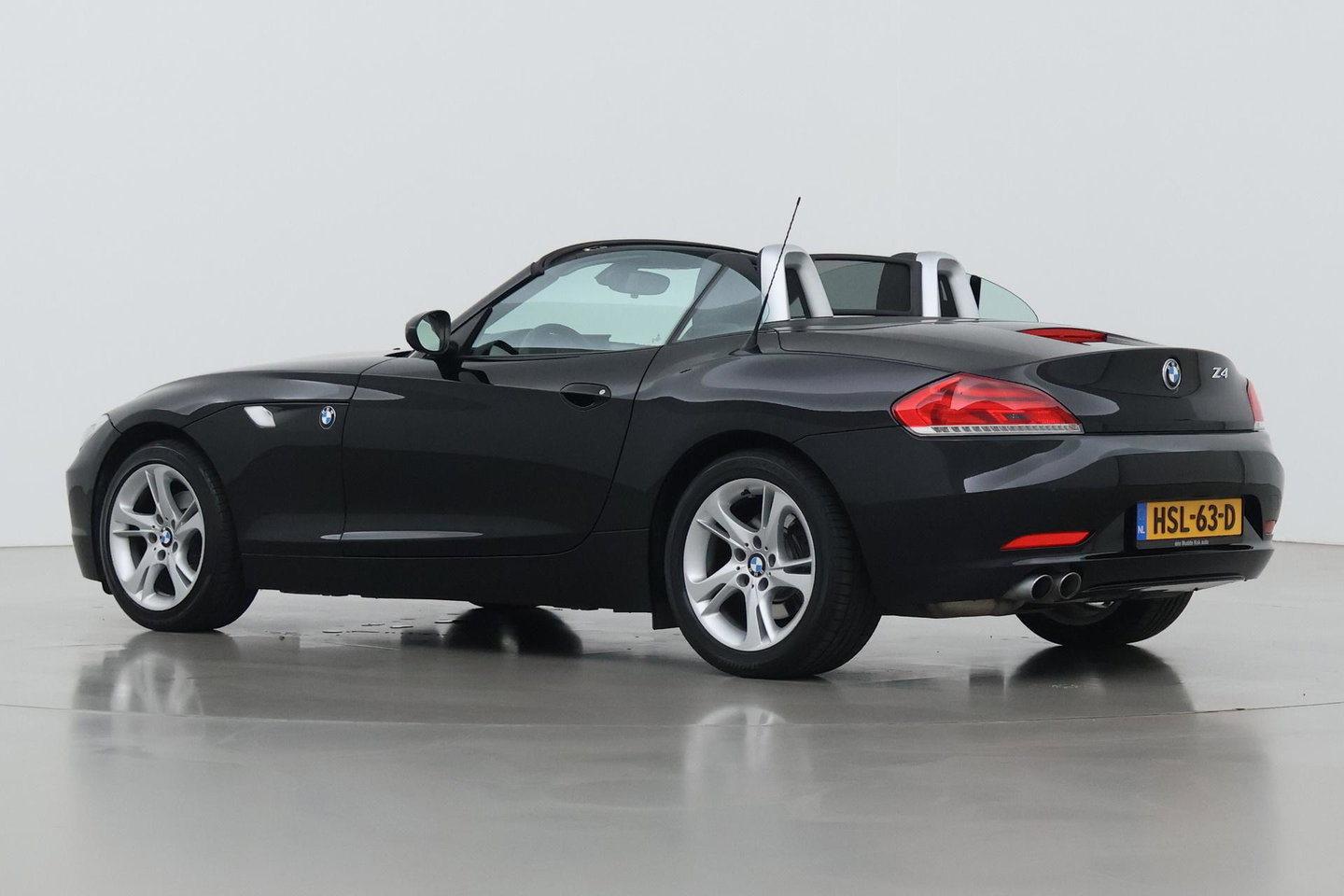 BMW Z4 Roadster sDrive23i Executive | Youngtimer | 6-Cilinder | Leder | Navigatie | 17 inch | Historie aanwezig