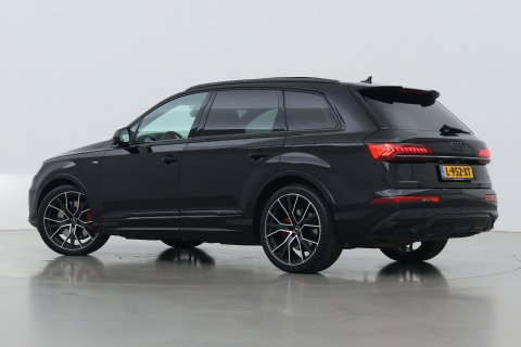 Audi Q7 60 TFSI e Quattro Competition | Luchtvering | Panoramadak | Head-Up | 22 inch