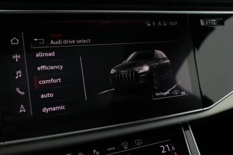 Audi Q7 60 TFSI e Quattro Competition | Luchtvering | Panoramadak | Head-Up | 22 inch