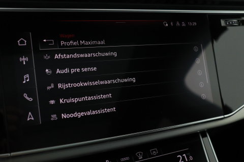 Audi Q7 60 TFSI e Quattro Competition | Luchtvering | Panoramadak | Head-Up | 22 inch