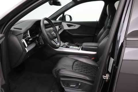 Audi Q7 60 TFSI e Quattro Competition | Luchtvering | Panoramadak | Head-Up | 22 inch