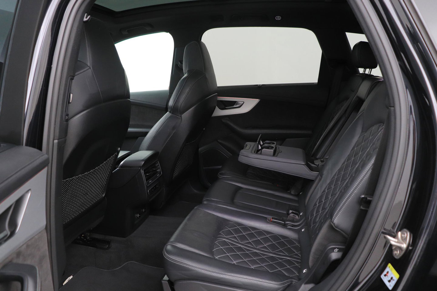 Audi Q7 60 TFSI e Quattro Competition | Luchtvering | Panoramadak | Head-Up | 22 inch