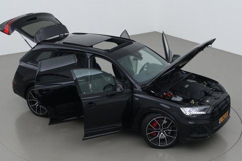 Audi Q7 60 TFSI e Quattro Competition | Luchtvering | Panoramadak | Head-Up | 22 inch